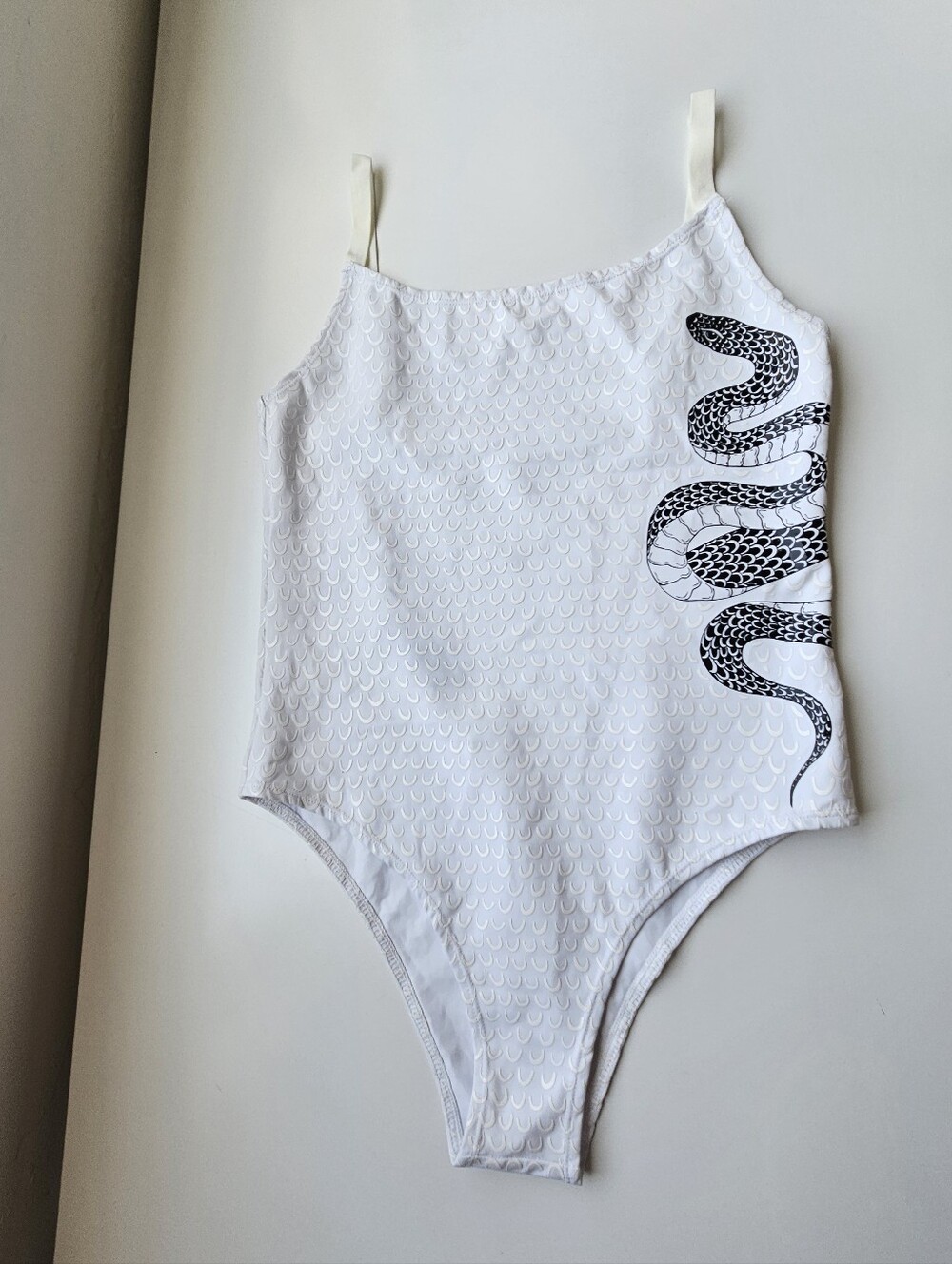 CXIX Gecko Grip Medusa White And Black Snake Bodysuit - Picture 5 of 14